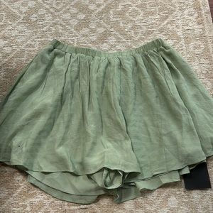 Lulus green skort NWT